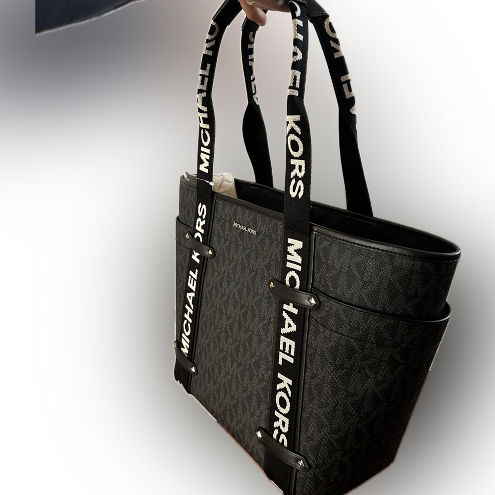 Micheal Kors Maeve Large Tote (New with Tags) MSRP $428